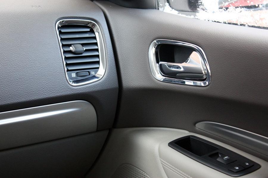  Dodge Durango 2011 года  (фото 17 из 70)
